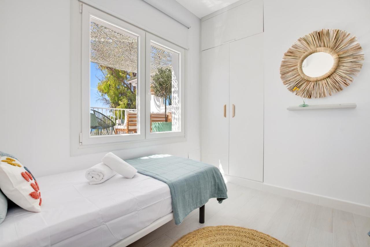 Casa De La Playa. Beach House With Magnificent Sea Málaga Esterno foto